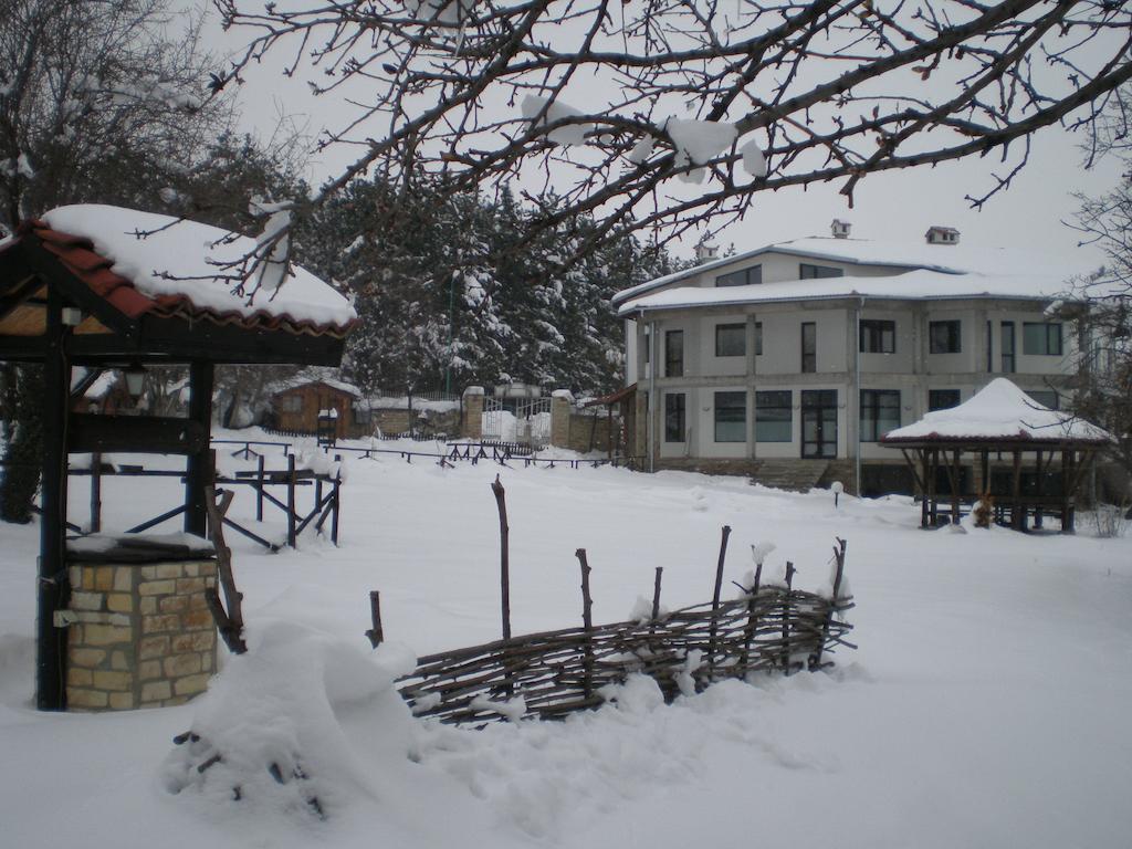 Park Hotel Djevana Gorna Oryakhovitsa Exterior photo