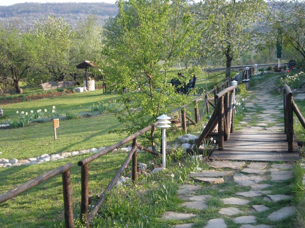 Park Hotel Djevana Gorna Oryakhovitsa Exterior photo